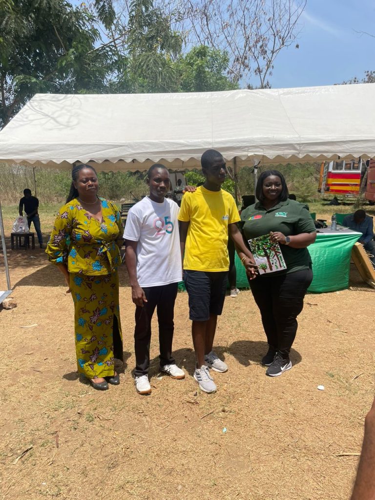 WD INTERACTS WITH SPECIAL-NEEDS INDIVIDUALS AT ACCRA ZOO – Forestry ...